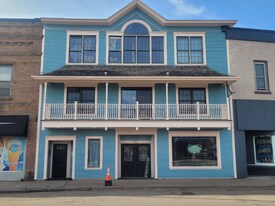 112 Main St S in Braham, MN - Building Photo