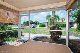 4104 SE 12th Pl in Cape Coral, FL - Building Photo - Building Photo
