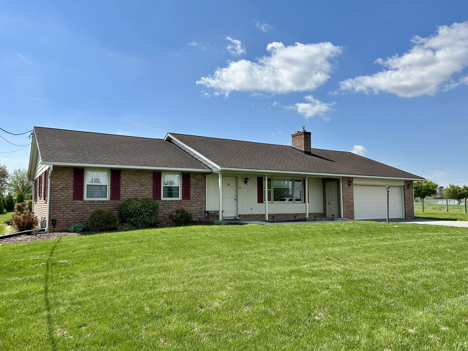 308 N Star Rd in Strasburg, PA - Building Photo