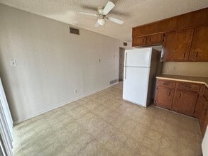 1004 Eastside Dr, Unit Apt A in Killeen, TX - Building Photo - Building Photo