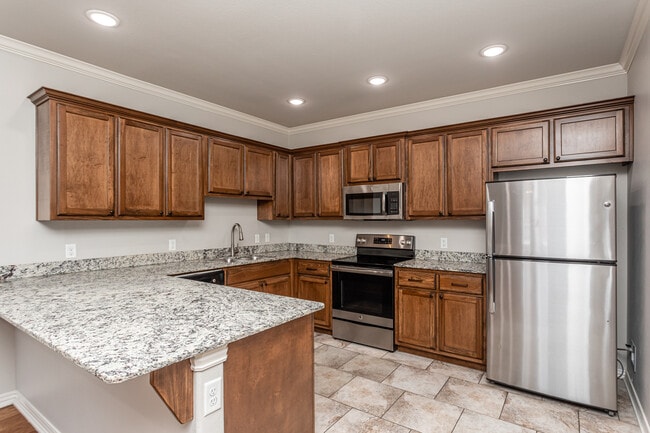 Woodland Park in Rogers, AR - Building Photo - Interior Photo