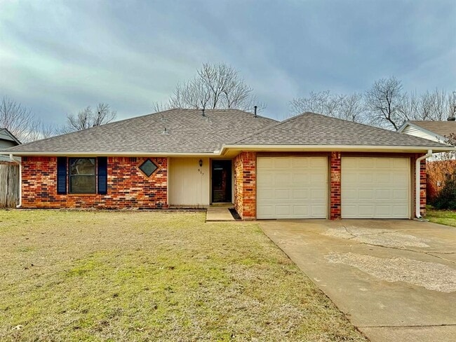 property at 817 Mercury Rd