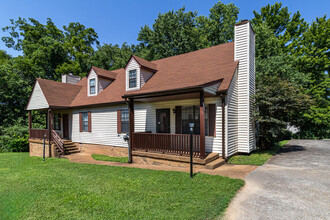 3304 Quail View Dr in Nashville, TN - Building Photo - Building Photo