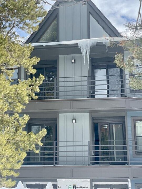89000 Ryan Gulch Rd in Silverthorne, CO - Building Photo