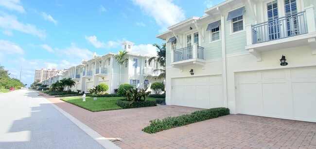 144 Ocean Breeze Dr in Juno Beach, FL - Building Photo - Building Photo