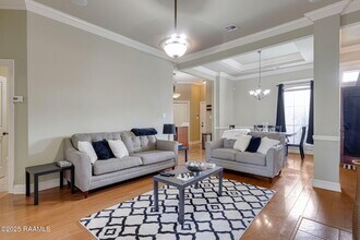 111 Meagans Way Dr in Youngsville, LA - Building Photo - Building Photo