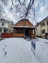 2062 W 87th St in Cleveland, OH - Building Photo