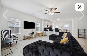 8711 Willet St in Baytown, TX - Building Photo - Building Photo