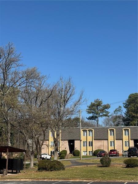 3256 Covington Dr in Decatur, GA - Foto de edificio