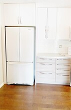 1300 Landmark Trail S in Hopkins, MN - Building Photo - Building Photo