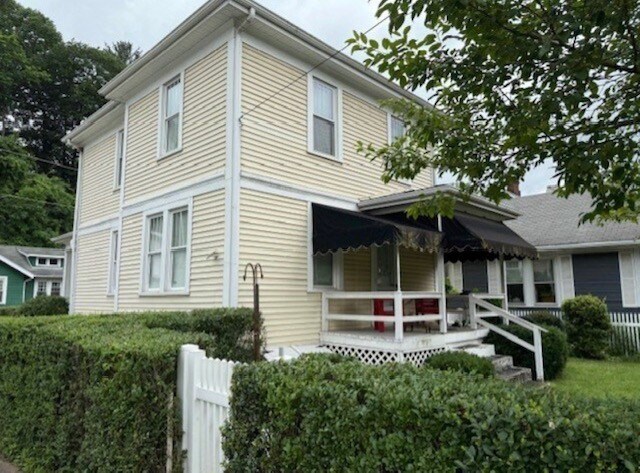 1319 Valley-View Ave in Wheeling, WV - Foto de edificio - Building Photo