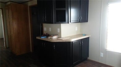 21530 Stockton Rd in Bartlett, TX - Building Photo - Building Photo