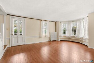 410 Wilton Rd W in Ridgefield, CT - Building Photo - Building Photo