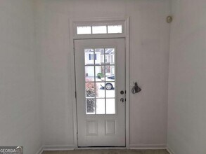 2073 Executive Dr in Duluth, GA - Building Photo - Building Photo