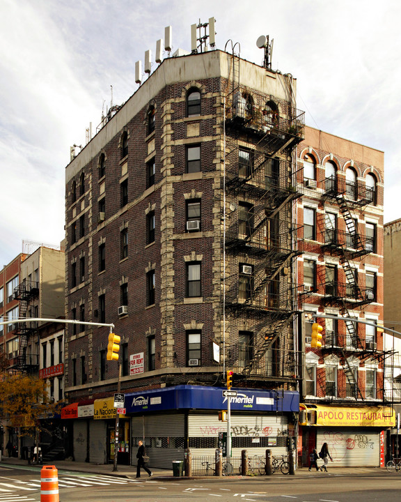 166 Delancey St in New York, NY - Building Photo