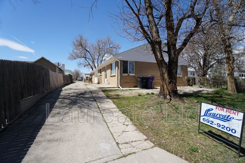 932 Lowell Blvd in Denver, CO - Building Photo