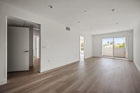 Louisiana Glen in Los Angeles, CA - Building Photo - Building Photo