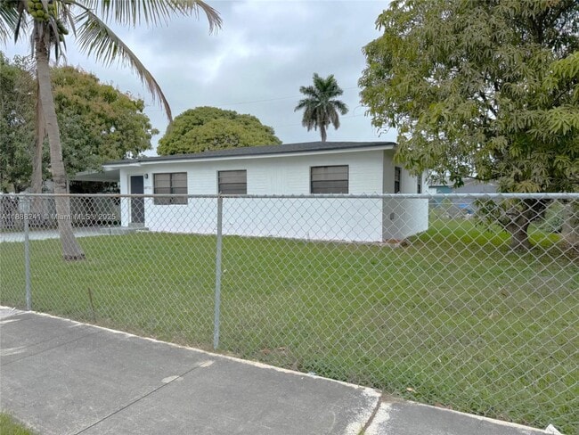 18711 SW 316th Terrace in Homestead, FL - Building Photo - Building Photo