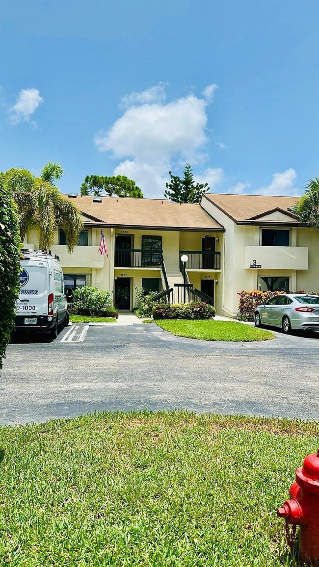 property at 3377 Lucerne Park Dr