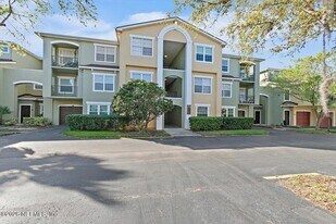 1010 Bella Vista Blvd, Unit 122 in St. Augustine, FL - Building Photo