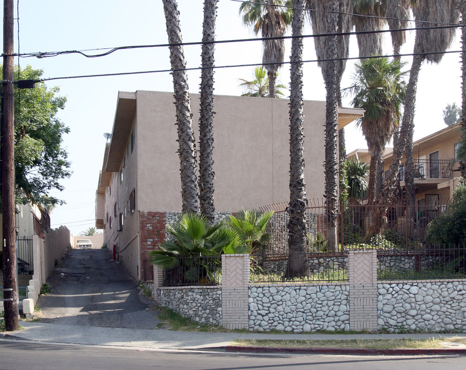 5201 Navarro St in Los Angeles, CA - Foto de edificio