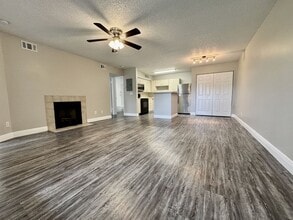 390 Woodside Dr in Altamonte Springs, FL - Building Photo - Building Photo