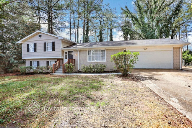 property at 3410 Ravenswood Dr SW