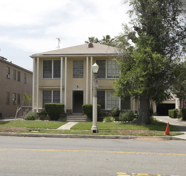 4279 Tujunga Ave in Studio City, CA - Building Photo - Building Photo