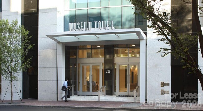 525 S Church St in Charlotte, NC - Foto de edificio - Building Photo