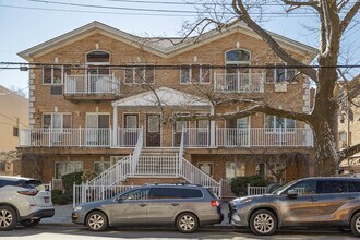 2606 Avenue Z in Brooklyn, NY - Foto de edificio - Building Photo