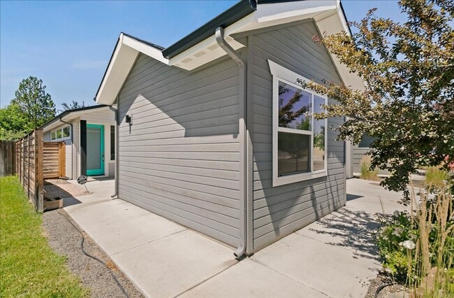 2715 N Carmen Ave in Boise, ID - Building Photo - Building Photo