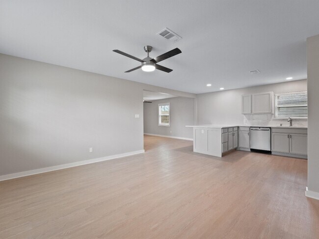 421 S Interurban St in Anna, TX - Building Photo - Building Photo