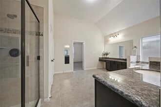 8132 Tranquil Lake Way in Conroe, TX - Building Photo - Building Photo