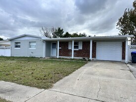 925 Penny Dr in Titusville, FL - Building Photo
