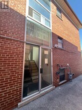 25A-25A Milton St in Toronto, ON - Building Photo - Building Photo