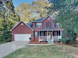 902 Vernon Dr in Mcdonough, GA - Building Photo