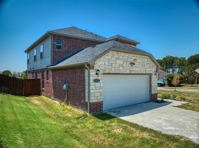 2813 Belmont Dr in Ennis, TX - Building Photo - Building Photo