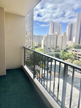 411 Hobron Ln, Unit 1108 in Honolulu, HI - Foto de edificio - Building Photo