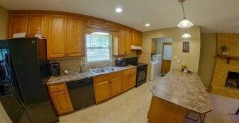 1909 Ranser Rd in Manhattan, KS - Building Photo