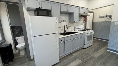 1340 W 65th St in Cleveland, OH - Building Photo - Building Photo
