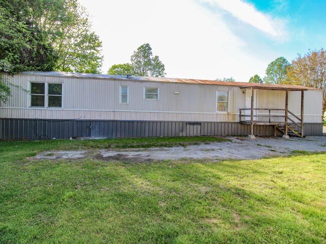 property at 7 Simpson Rd