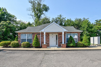 Heathermoor II in Weirton, WV - Foto de edificio - Building Photo