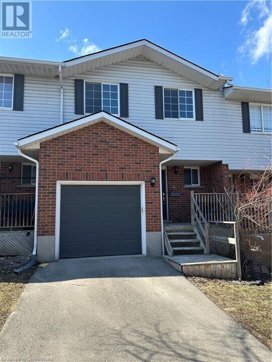350 Erbsville Rd in Waterloo, ON - Building Photo