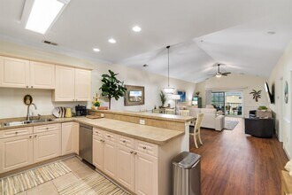 4843 Luster Leaf Cir in Myrtle Beach, SC - Building Photo - Building Photo