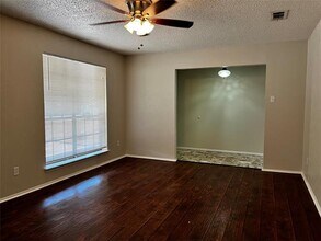 274 Larry Dr in Duncanville, TX - Building Photo - Building Photo