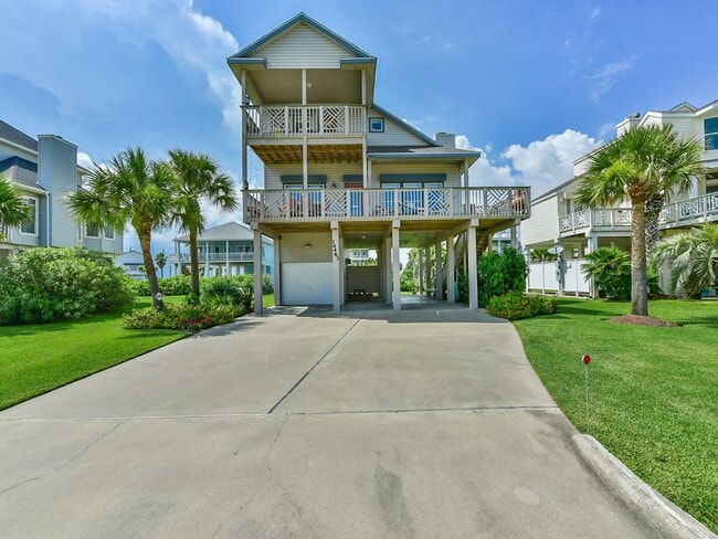 property at 14463 Spyglass Cir