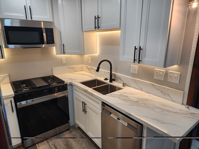 property at 3014 Clay Ave