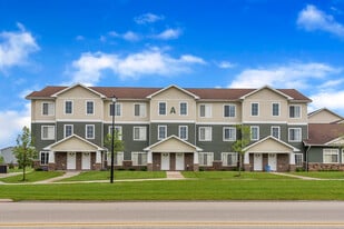 TRIO Townhomes in Allendale, MI - Building Photo