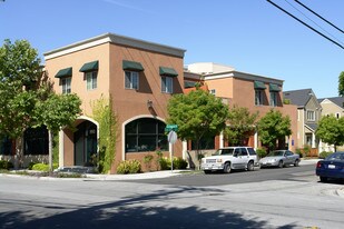 568-586 Glenwood Ave in Menlo Park, CA - Building Photo