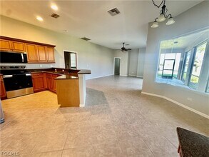 12469 Pebble Stone Ct in Ft. Myers, FL - Building Photo - Building Photo